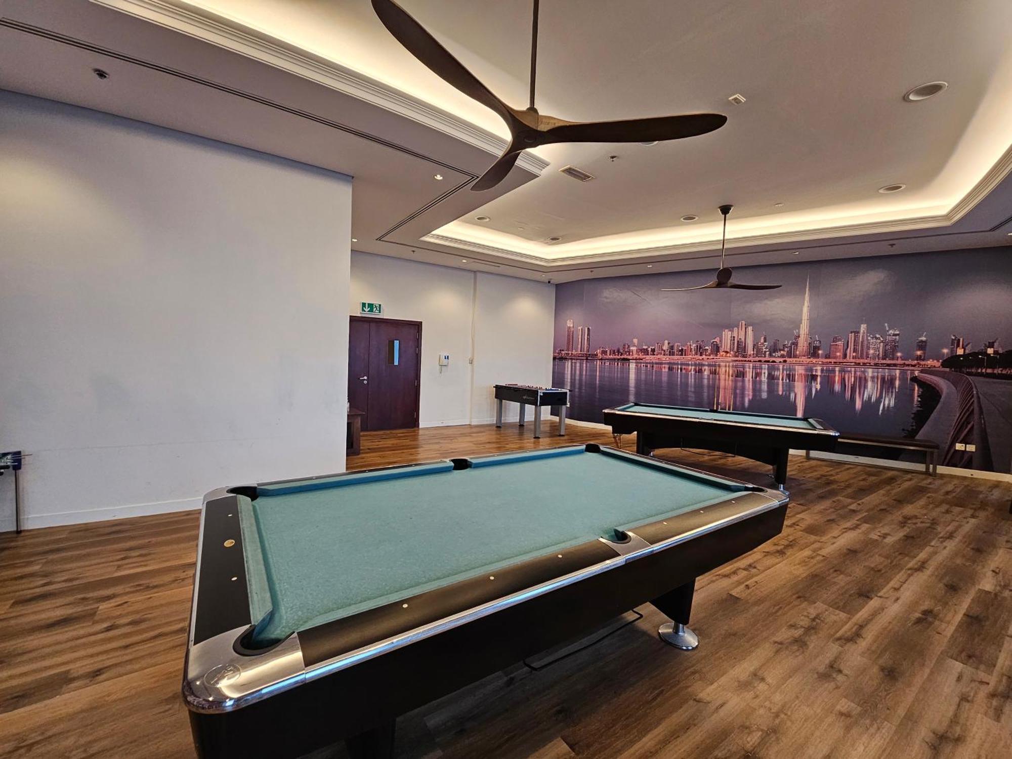 דובאי Super Host At Highest Residential Tower In The World, Private Rooms In A Shared Apartment מראה חיצוני תמונה
