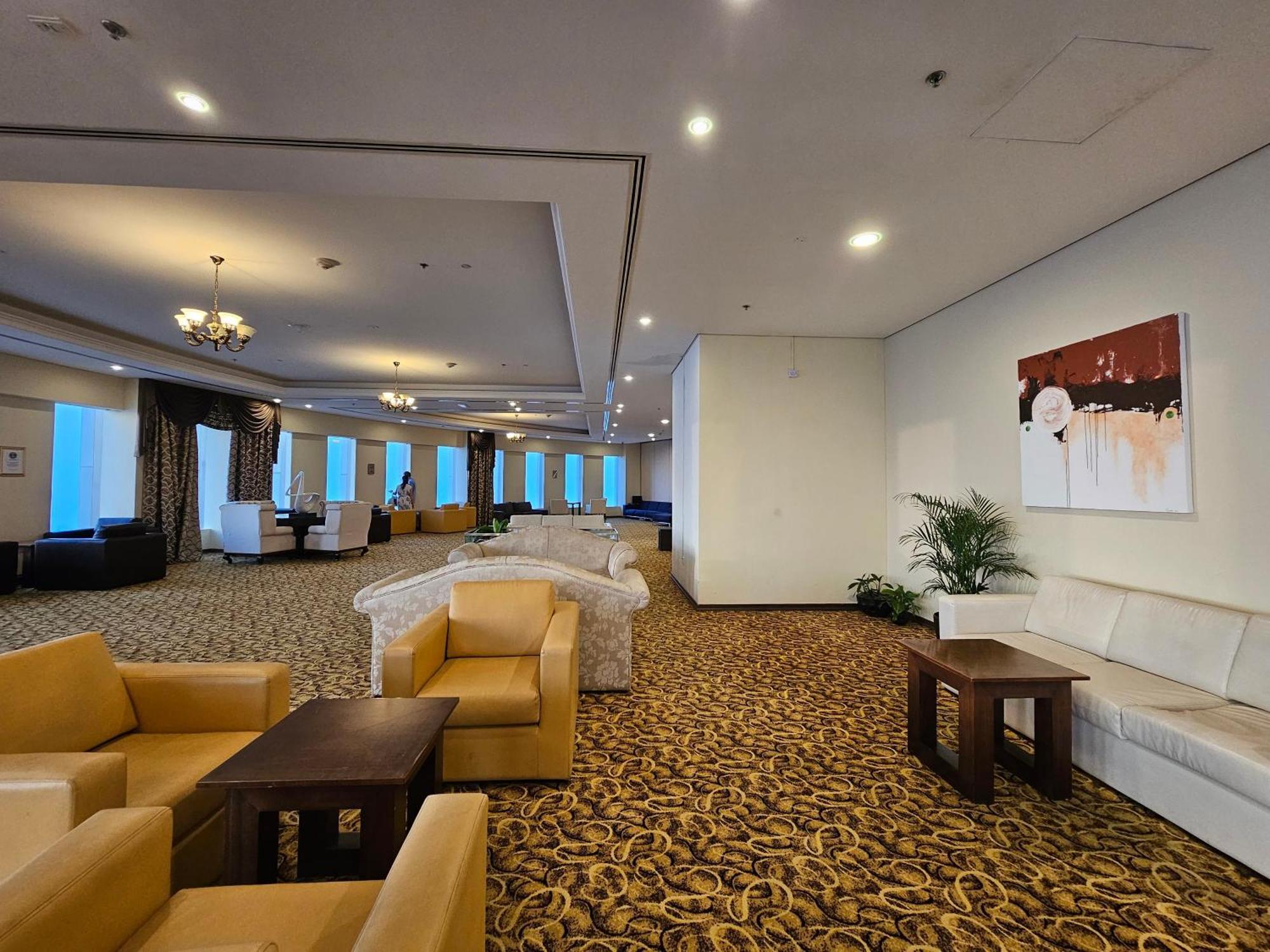 דובאי Super Host At Highest Residential Tower In The World, Private Rooms In A Shared Apartment מראה חיצוני תמונה