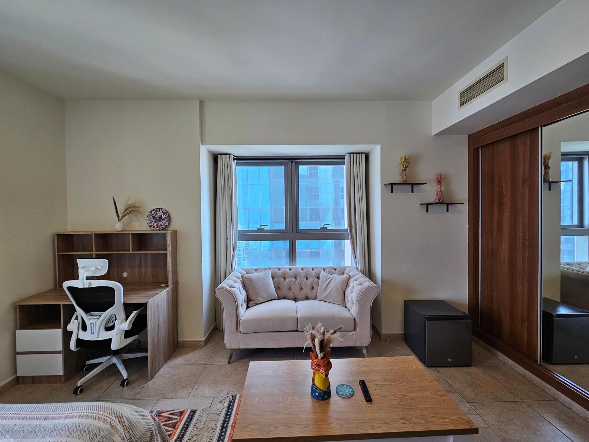 דובאי Super Host At Highest Residential Tower In The World, Private Rooms In A Shared Apartment חדר תמונה